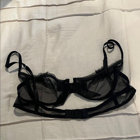 La Perla Black Sheer Bra with Bow Detail - Picture 4 of 4